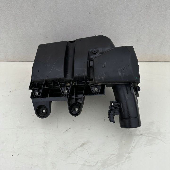 cover of a filter, air PEUGEOT 3008 II 5008 II OPEL CITROEN 9828002080