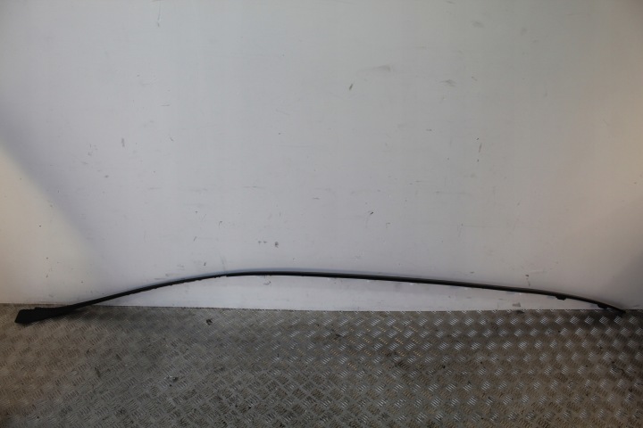 lišta streŠnÁ pravá A2136900282 E-KLASA W213 LIFT