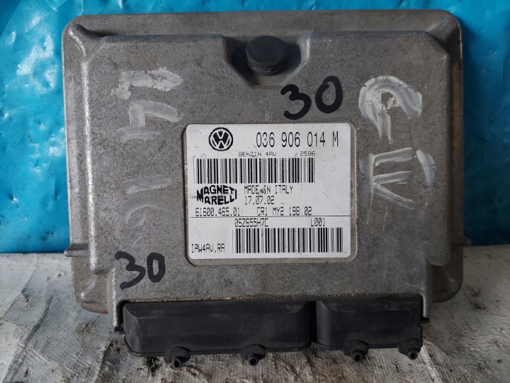 GOLF 4 1.4 B 036906014M bedienteil des motors