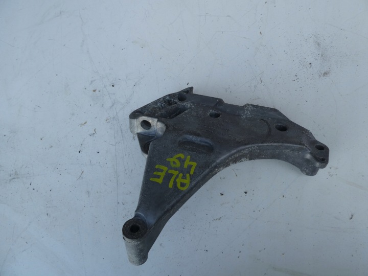 holder engine mount VW TOURAN 2.0 TDI 03L199207