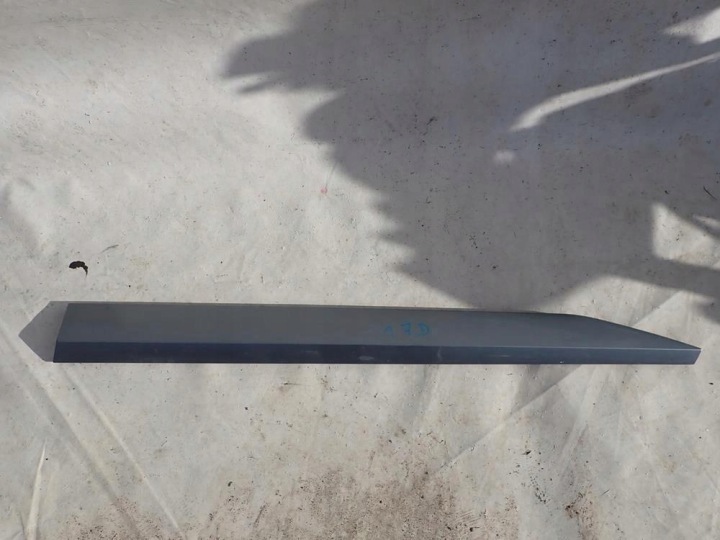 SKODA SUPERB III 3 15-23 moulding door right front