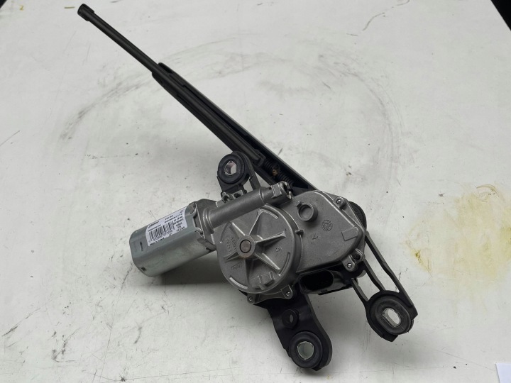Micro moteur Essuie glaces Arrière du capot VW Tiguan II FL 5Q0955711C !J
