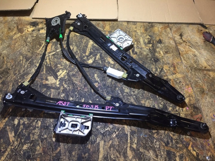 AUDI A5 8T 5D Mécanisme Vitres Droite Arrière 8T8839462