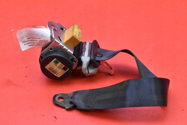 Gurten Sicherheits rechts heck 3 III RZAD 73560-0F020 TOYOTA VERSO 1 und 09-13