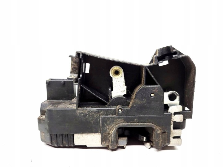 de la Serrure Portière Gauche Avant Opel ZAFIRA A 1.8 16V 24444015 EX