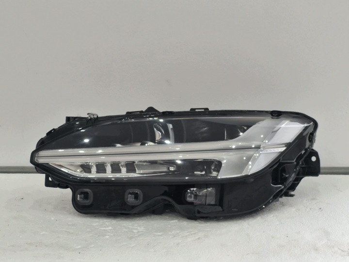 feu gauche Volvo S90 V90 FULL LED MID LED complète