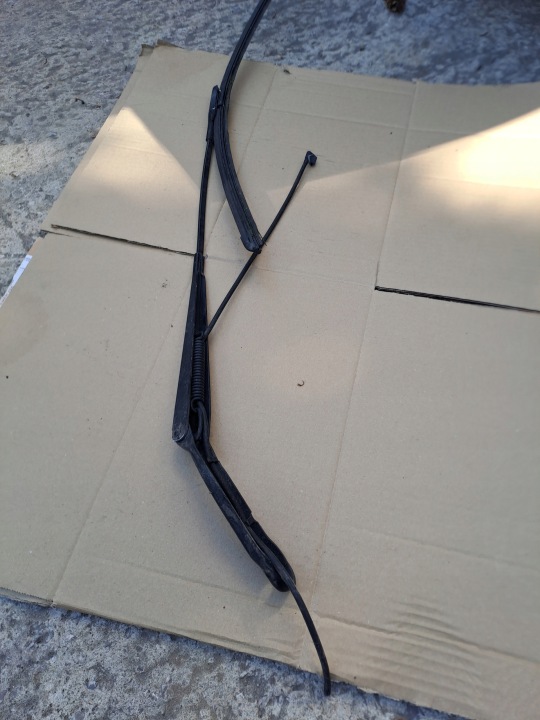 wischerarm rechts vorne VOLKSWAGEN CRAFTER A0018205944