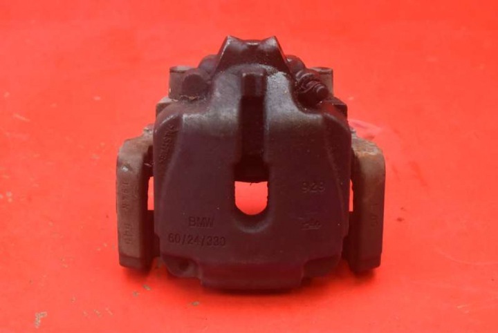 caliper brake right front BMW F10 F11 2.0 TWINPOWER TURBO 184 KM 09-13