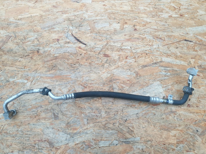 Conduit pieces tuyaux Tuyau flexible Climatisateur air conditionné MASERATI LEVANTE 670033074