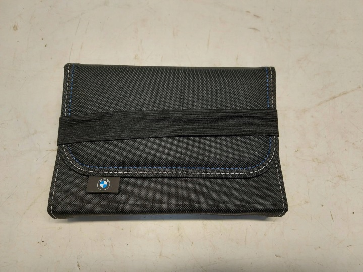 BMW G21 G20 Kombi 330e , 2022r etui ksiazka instrukcja obslugi oryg 5a389f6