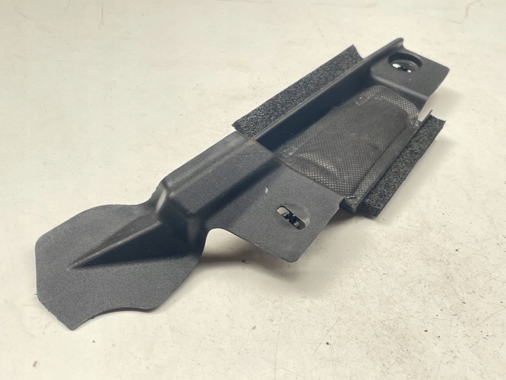 cover of a fender front left Toyota Prius III 53826-47010