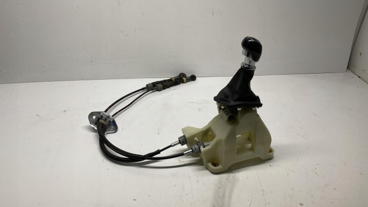 HYUNDAI IX20 1.4 LIFT Benzin Schalthebel Schalt getriebe Schaltkulisse Bowdenzug Schaltknauf Schaltkopf