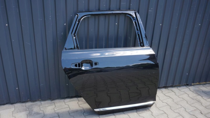 VOLVO V90 CC - posteriore PORTA Portiera Destro