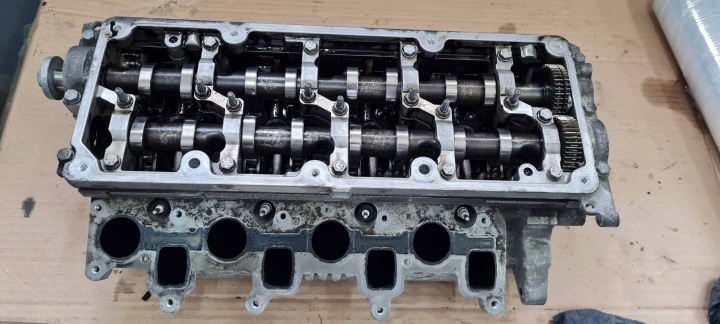 A6 C6 LIFT hlava vačky MOTORA 2.0 TDI 03L103373E V280 A4 B8 A5 Q5 A6 C7