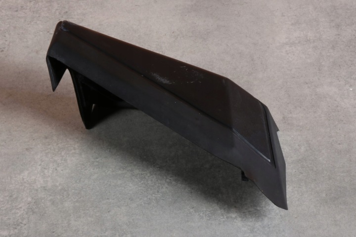 BMW 8 G14 G15 G16 M8 F92 F93 Blende Abdeckung MASKOWNICA rechts Leuchte hinten 7451770