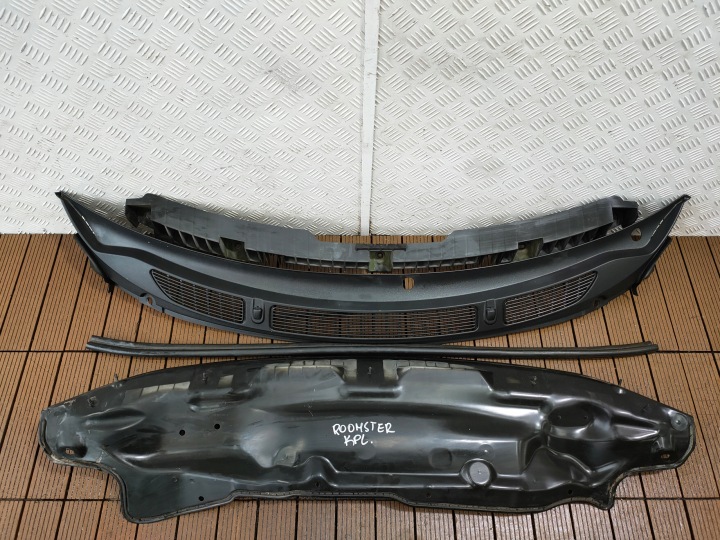 SKODA ROOMSTER II 06-15 Grille égouttage Supérieure + Inférieur KOMPLET ZESTAWE EUROPA OE