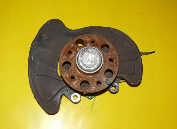 Axe moyeu Moyeu support broche Gauche Avant MERCEDES CLK II 2 W209 3.0 CDI 02-09r. 20900129