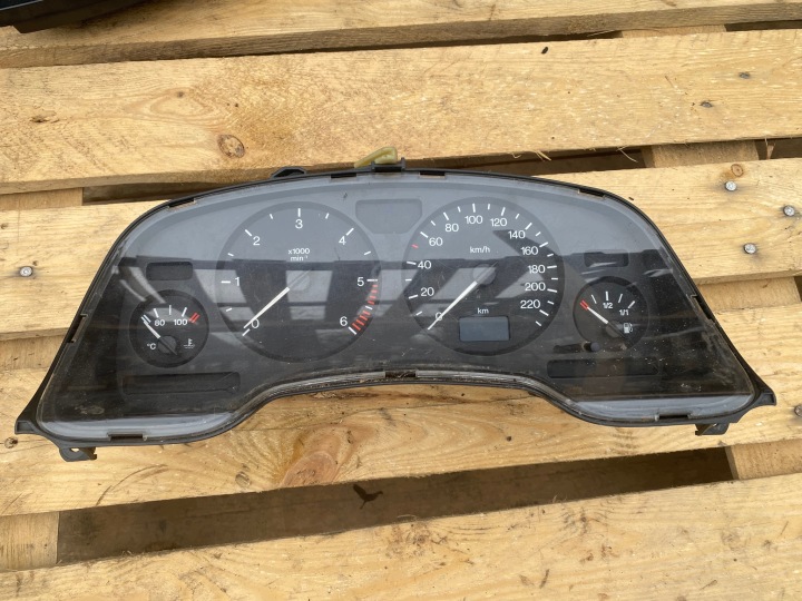 kilometar sat brzinomjer OPEL ZAFIRA A 2.0 EUROPA EJ09228757