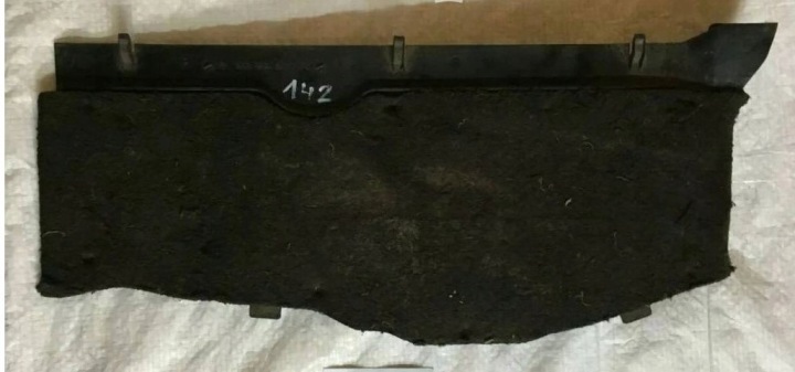 cover lower right of the dashboard ROZDZIELCZEJ MERCEDES W123 1236800217