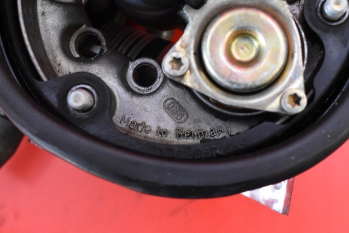 MONOWTRYSK 0438201521 0132008601 VW POLO 3 III 6N 1.3 8V 55 HP 12