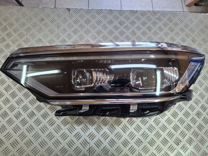 Feux phare Gauche Avant FULL LED IQ LIGHT VW PASSAT B8 LIFT 2019R->