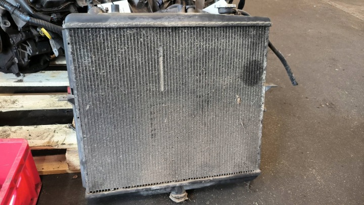 Kühler Wasserkühler 2.0 DOHC KIA SPORTAGE und