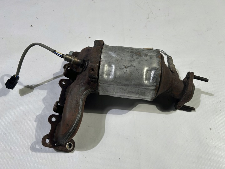 Katalizator vorne rechts Ford Explorer Flex 3.5 v6 2013r