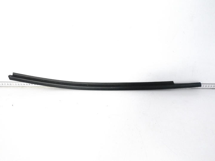 TOYOTA YARIS IV 4 19- moulding dust windows door rear part right originál