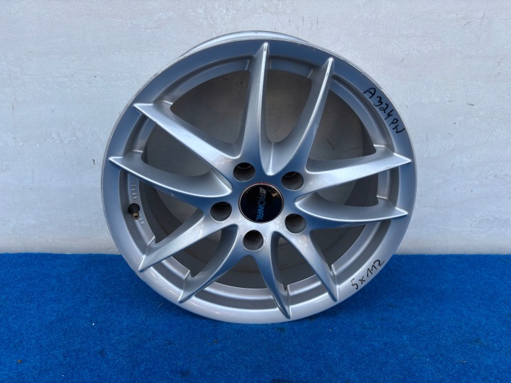 Jante Jante roue VW GOLF TOURAN SEAT SKODA MERCEDES 7JX16 ET40 5X112 A324PW