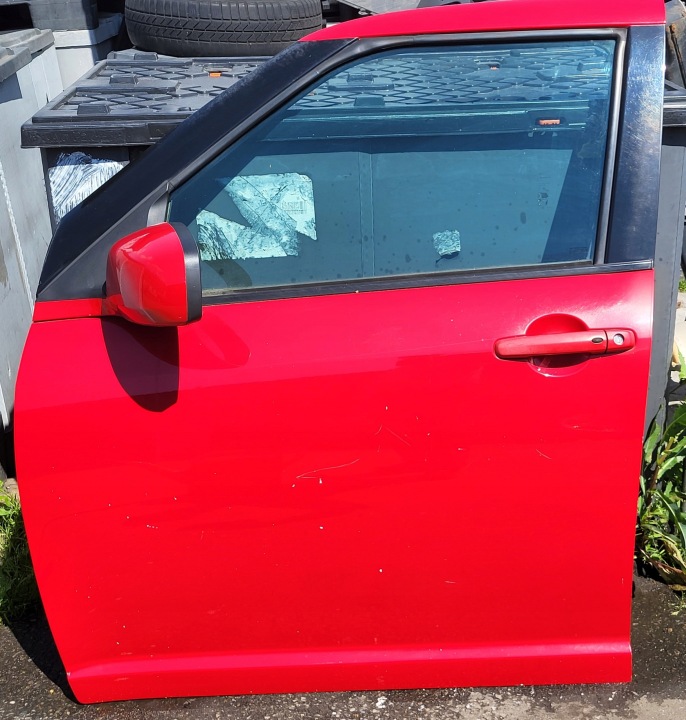 dvere Ľavé RZOD kompletné OKNO zámok LISTERKO SUZUKI SWIFT 4 IV MK6 2005r.