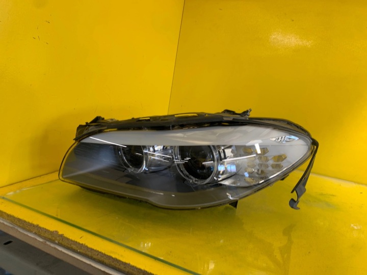 Licht links BMW 5 F10 XENON 7203245-18 NIESKRETNA