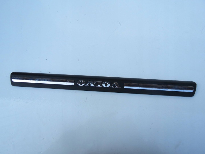 lišta krytka PRAHU predok VOLVO V60 V70 8659960