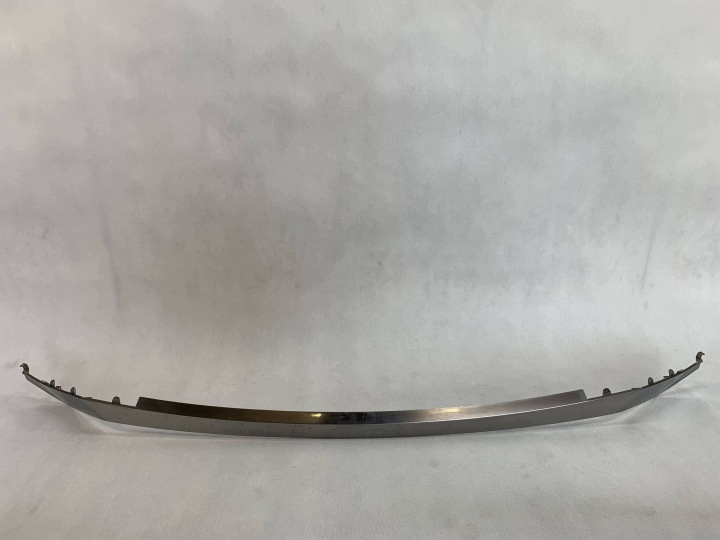leiste schutzleiste der stoßstange vorne Hyundai Ioniq 5 86569G1010 09.26