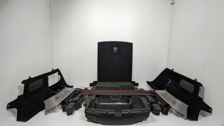 Alfa Romeo Stelvio boot upholstery carpet upholstery