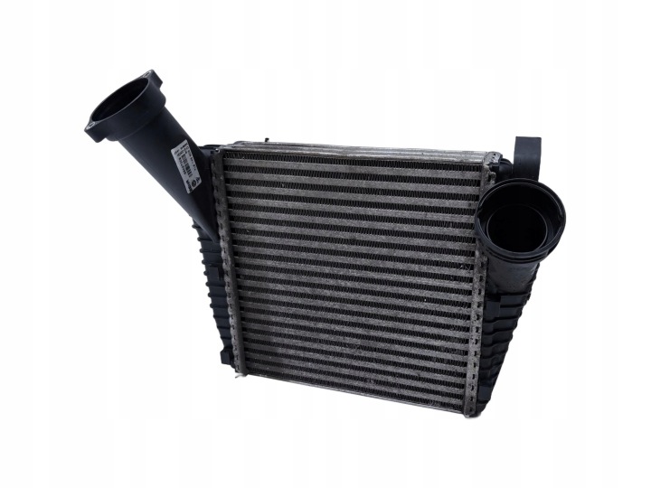 INTERCOOLER links PORSCHE CAYENNE II 3.0 TDI 7L6145803D