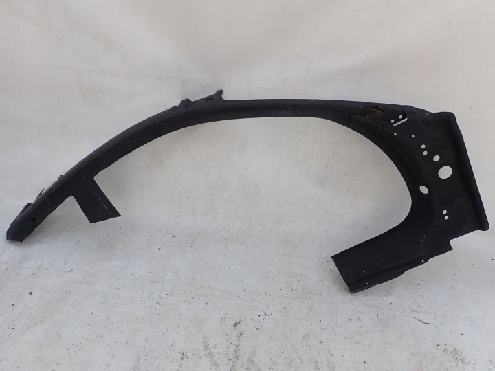 FERRARI ROMA 20-24 Garniture moulure montant RAMA Côté Droit