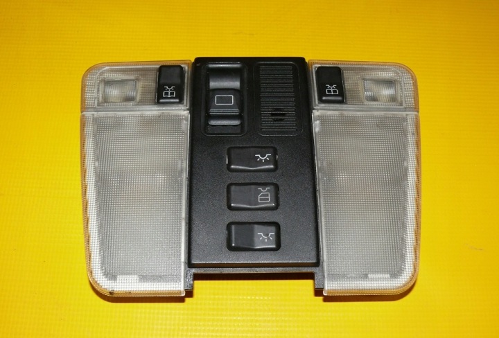 light OSWIETLENIE cabs front button of the roof window MERCEDES S-KLASA W140