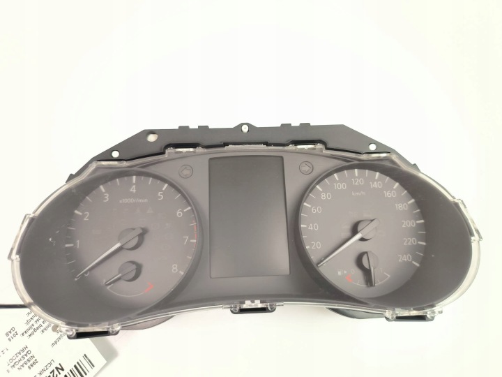 dials clock NISSAN QASHQAI II