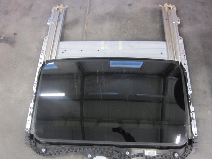 BMW F30 F32 F36 střešní okno SZKLANY 7300238 KOMPLET