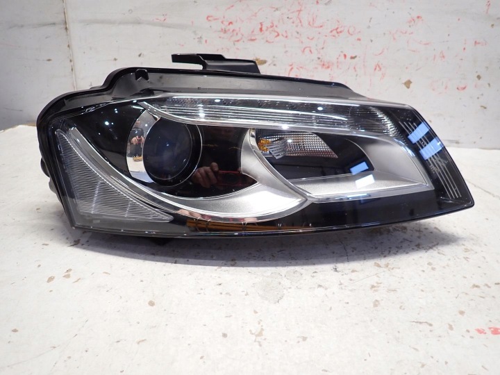 Licht vorne vorne rechts AUDI A3 2008-2012 BI-XENON 8P0941030BQ