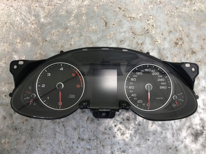 Kombiinstrument Kombiinstrument AUDI A4 B8 LIFT 8K0920932 EUROPA