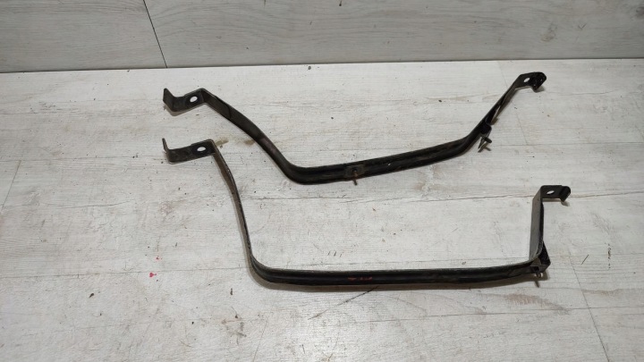 Support plaque Réservoir Carburant Mazda 2 DJ lift