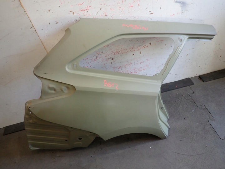 fender rear part rear right TOYOTA AURIS II 2012- KOMBI