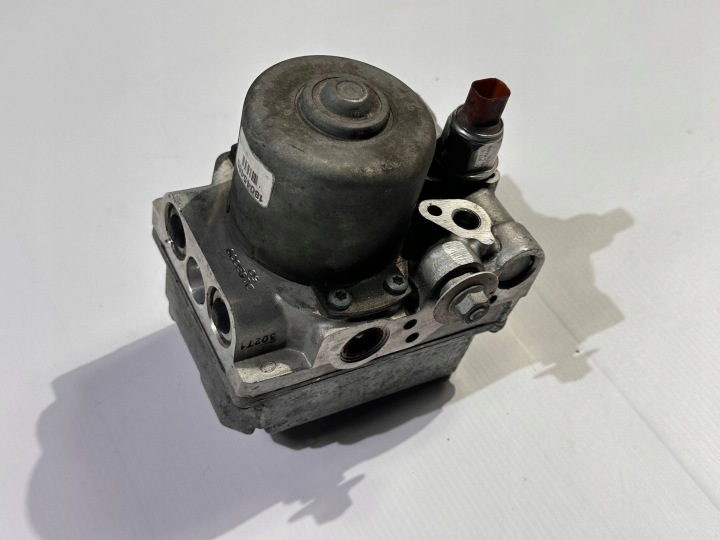 Pompe Unité de contrôle ABS Chevrolet Corvette C6 2005 - 2013