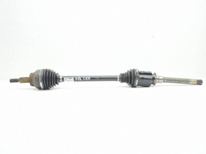 poluosovina desni prednji dio desna prednja JEEP GRAND CHEROKEE WK2 3.0 D P68193660AA