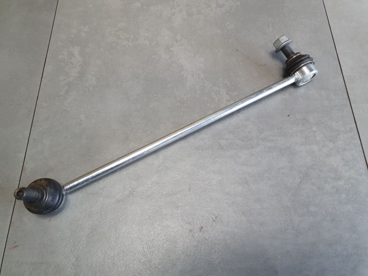Cupra Leon IV KUPPLUNG vorne des stabilisators 5QO411315D