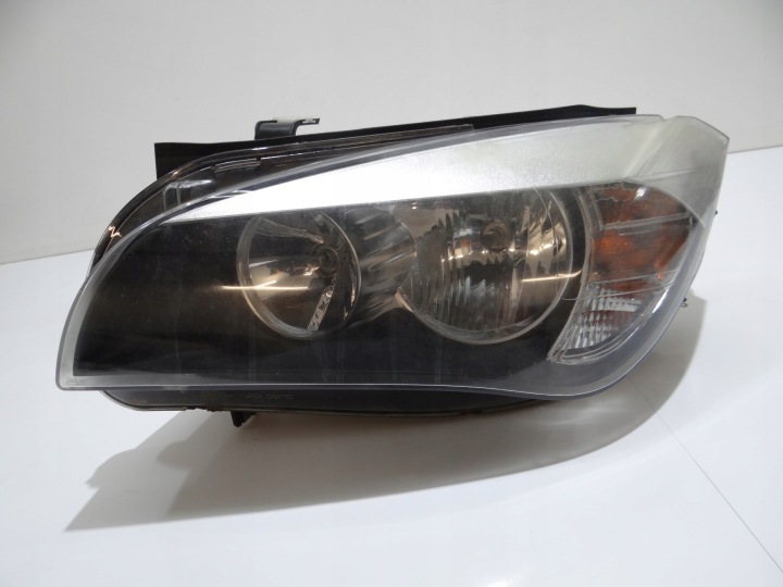 BMW X1 E84 Licht links vorne vorne 7290235