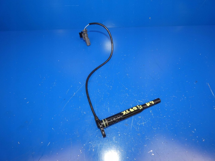 VOLVO XC60 II V90 S90 XC90 II 2.0 D4 D5 sensor of the level oil