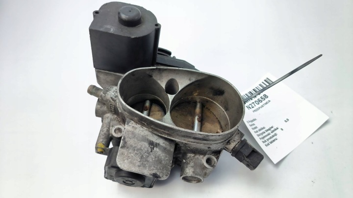 Drosselklappenstellmotor 078133154 AUDI A8 D2