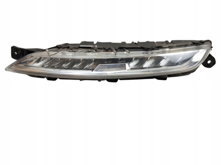 feu phare LED DRL avant gauche CITROEN C4 PICASSO II (13-16) 9676036580